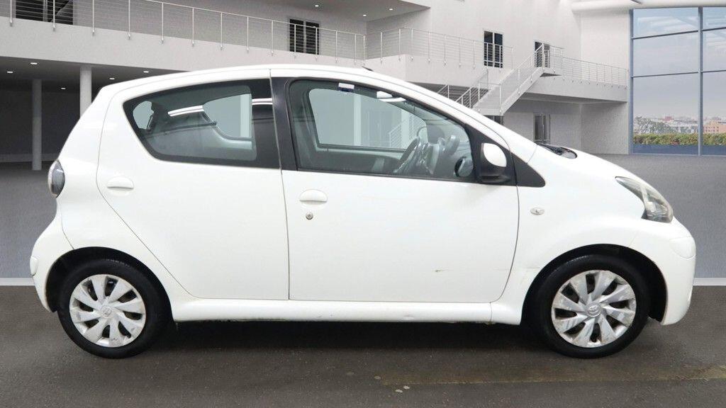 Used Toyota AYGO 2014 for sale - 77306167: Photo 8