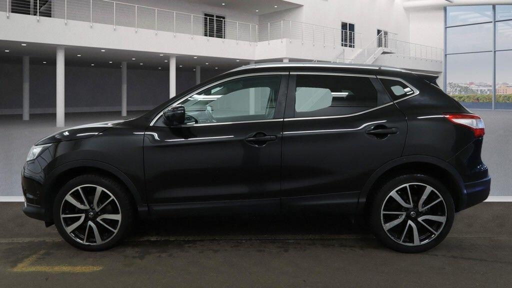 Used Nissan Qashqai 2016 for sale - 77177785: Photo 11