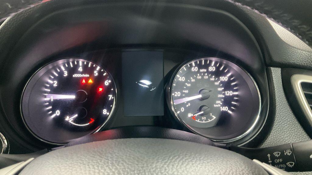 Used Nissan Qashqai 2016 for sale - 77177785: Photo 2