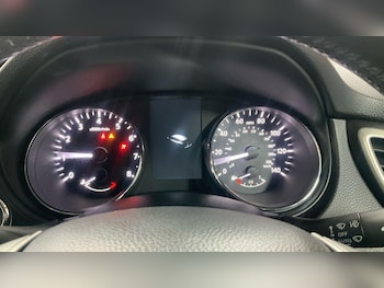 Used Nissan Qashqai 2016 for sale - 77177785: Photo