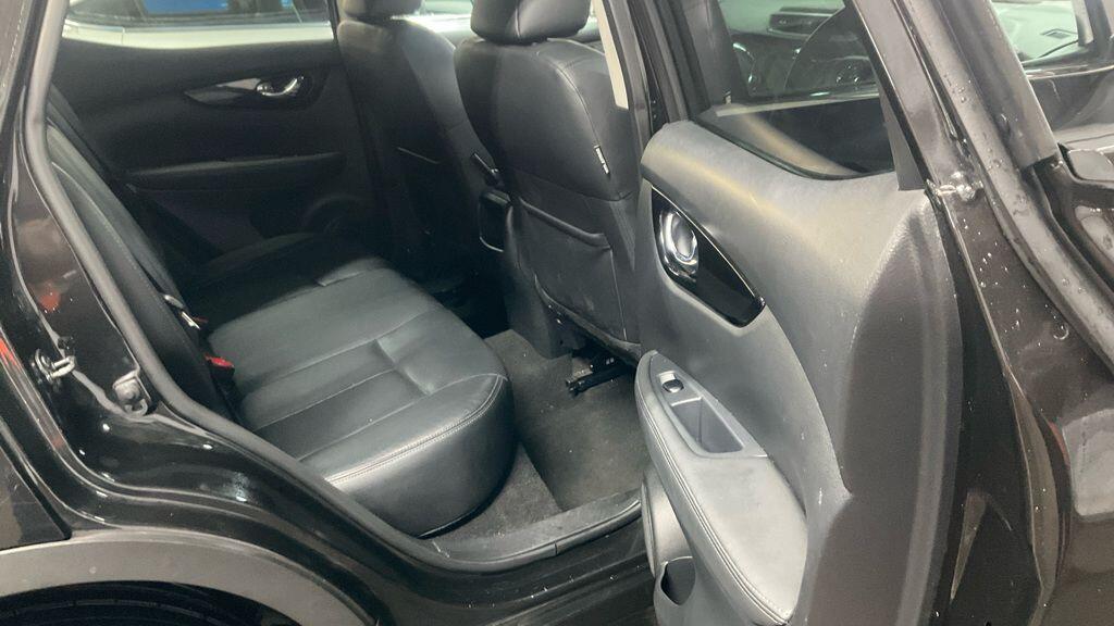 Used Nissan Qashqai 2016 for sale - 77177785: Photo 5