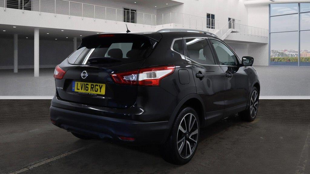 Used Nissan Qashqai 2016 for sale - 77177785: Photo 9