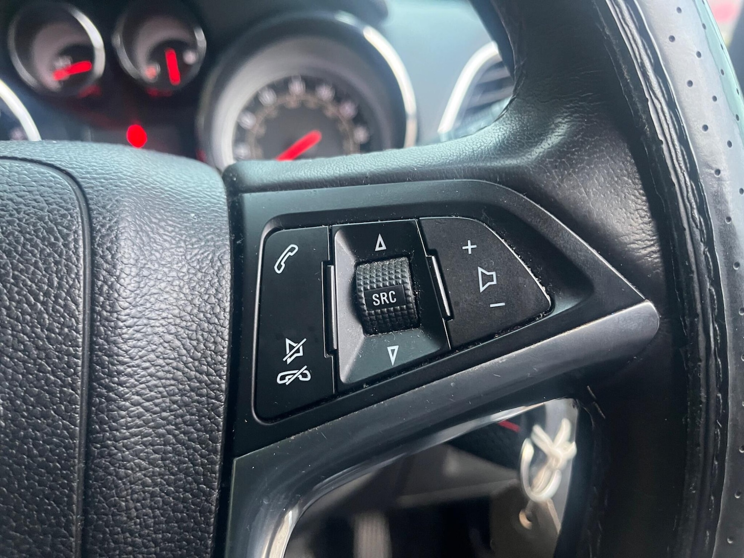 Used Vauxhall Mokka 2014 for sale - 77177792: Photo 8