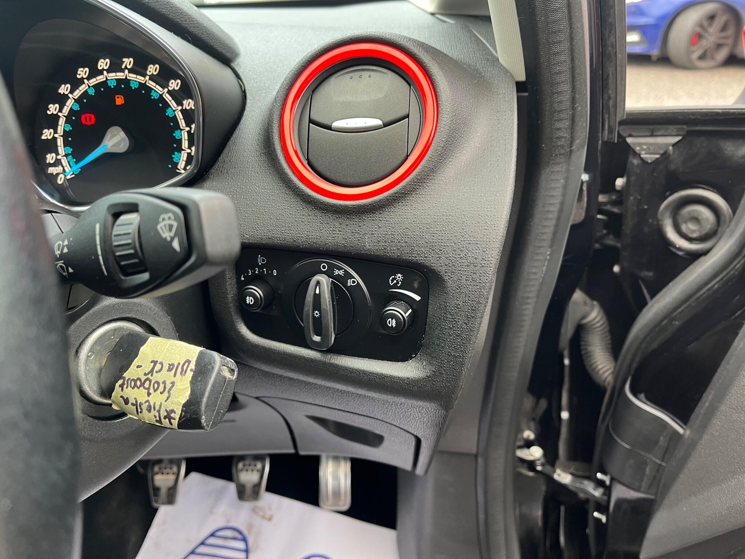 Used Ford Fiesta 2015 for sale - 77177790: Photo 11