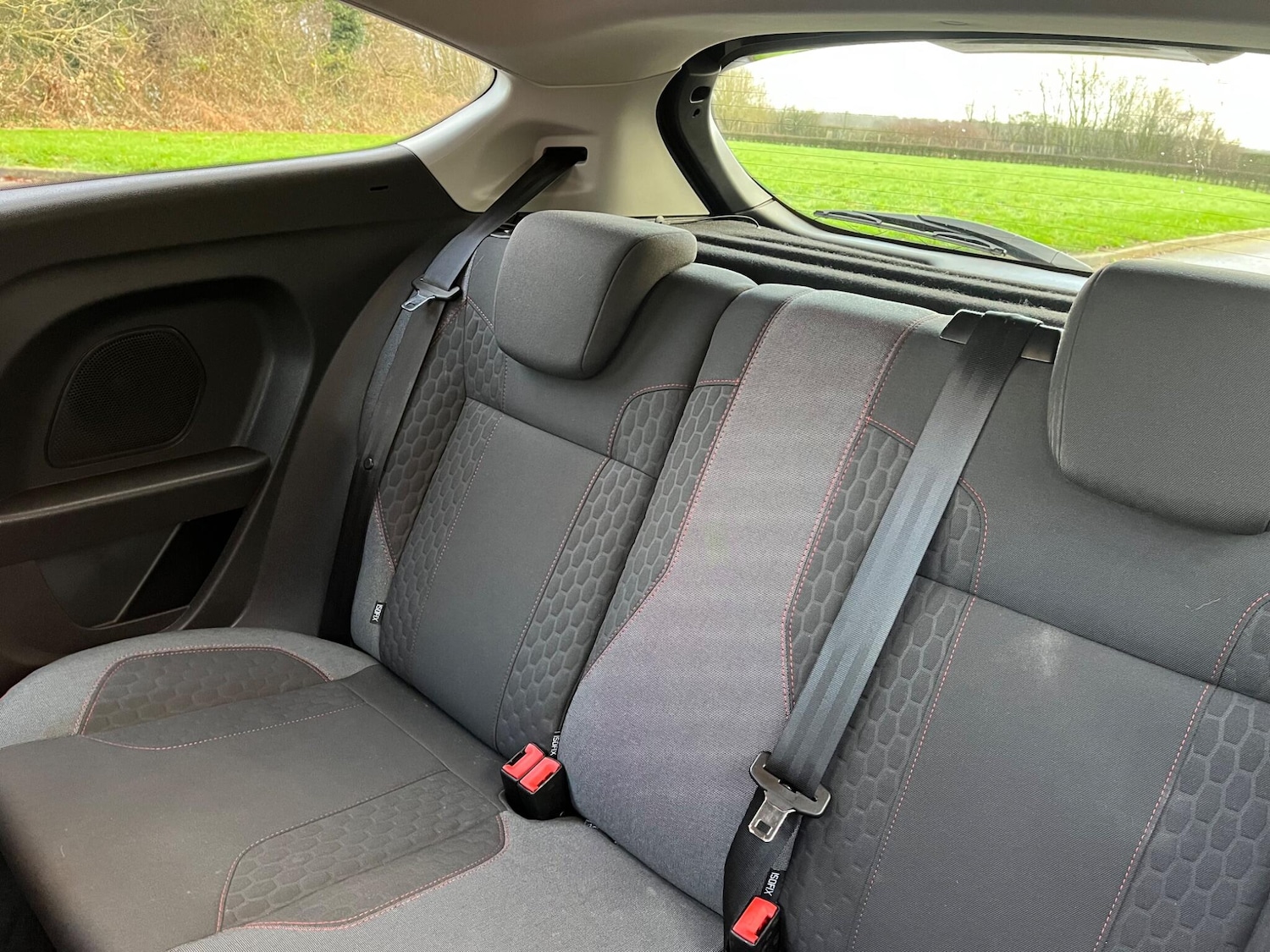 Used Ford Fiesta 2015 for sale - 77177790: Photo 14