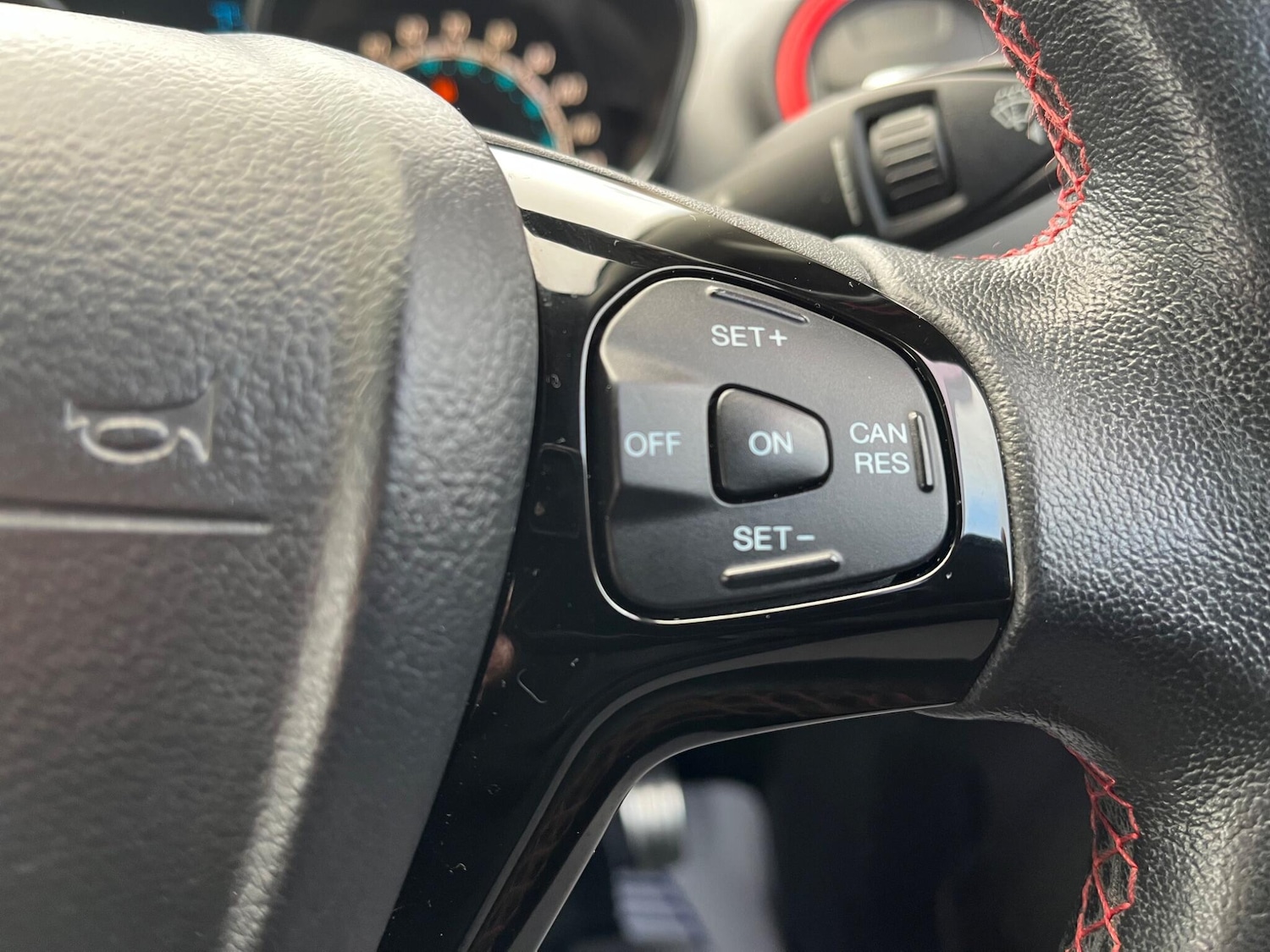 Used Ford Fiesta 2015 for sale - 77177790: Photo 4