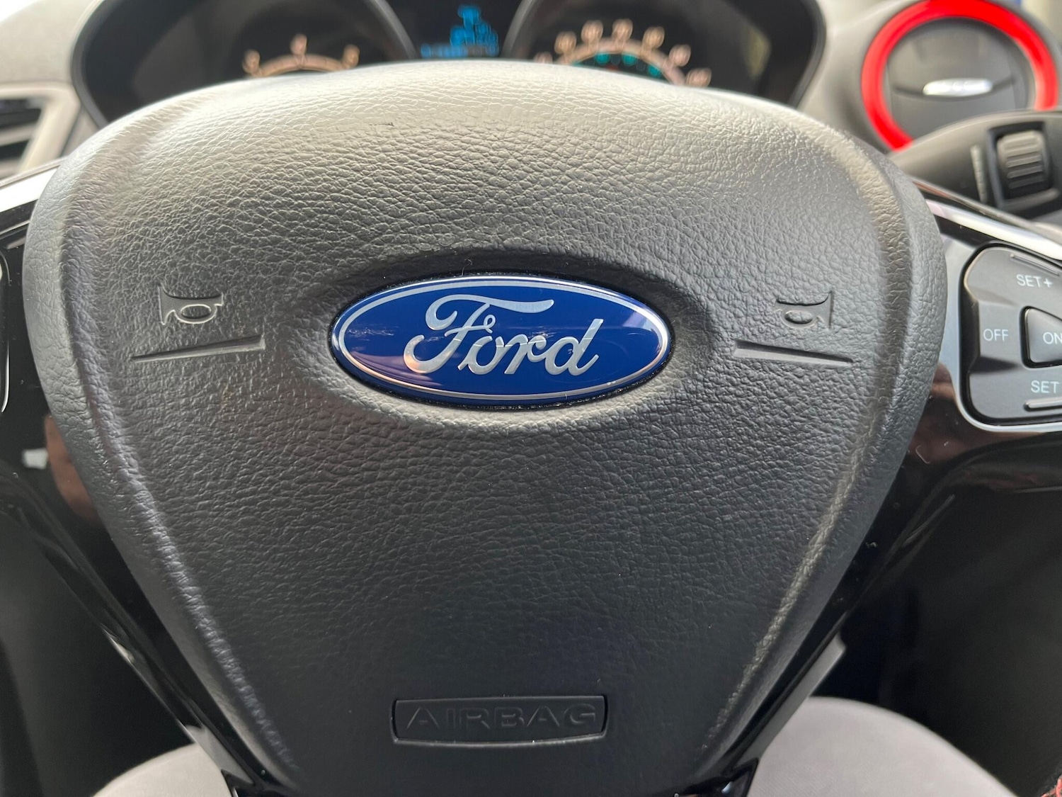 Used Ford Fiesta 2015 for sale - 77177790: Photo 6