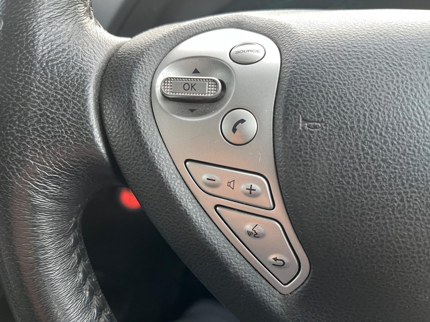 Used Nissan Leaf 2016 for sale - 77177780: Photo 13