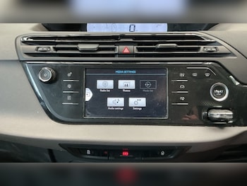 Used Citroen Grand C4 Picasso 2016 for sale - 79000109: Photo