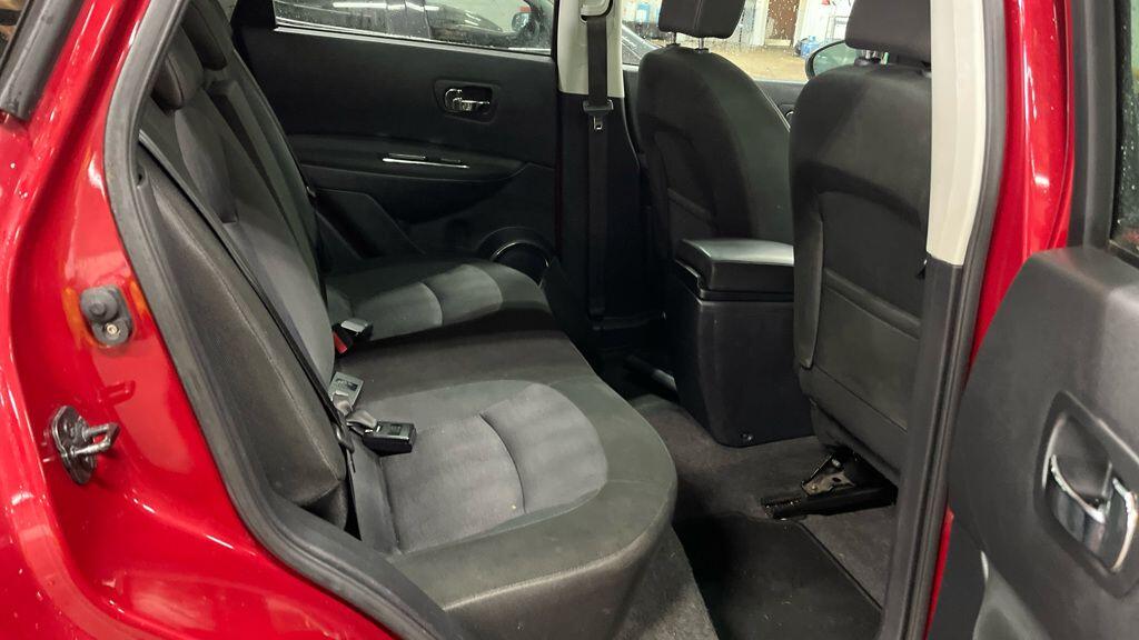 Used Nissan Qashqai 2013 for sale - 77898304: Photo 5