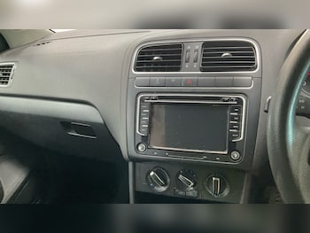 Used Volkswagen Polo 2010 for sale - 78529709: Photo
