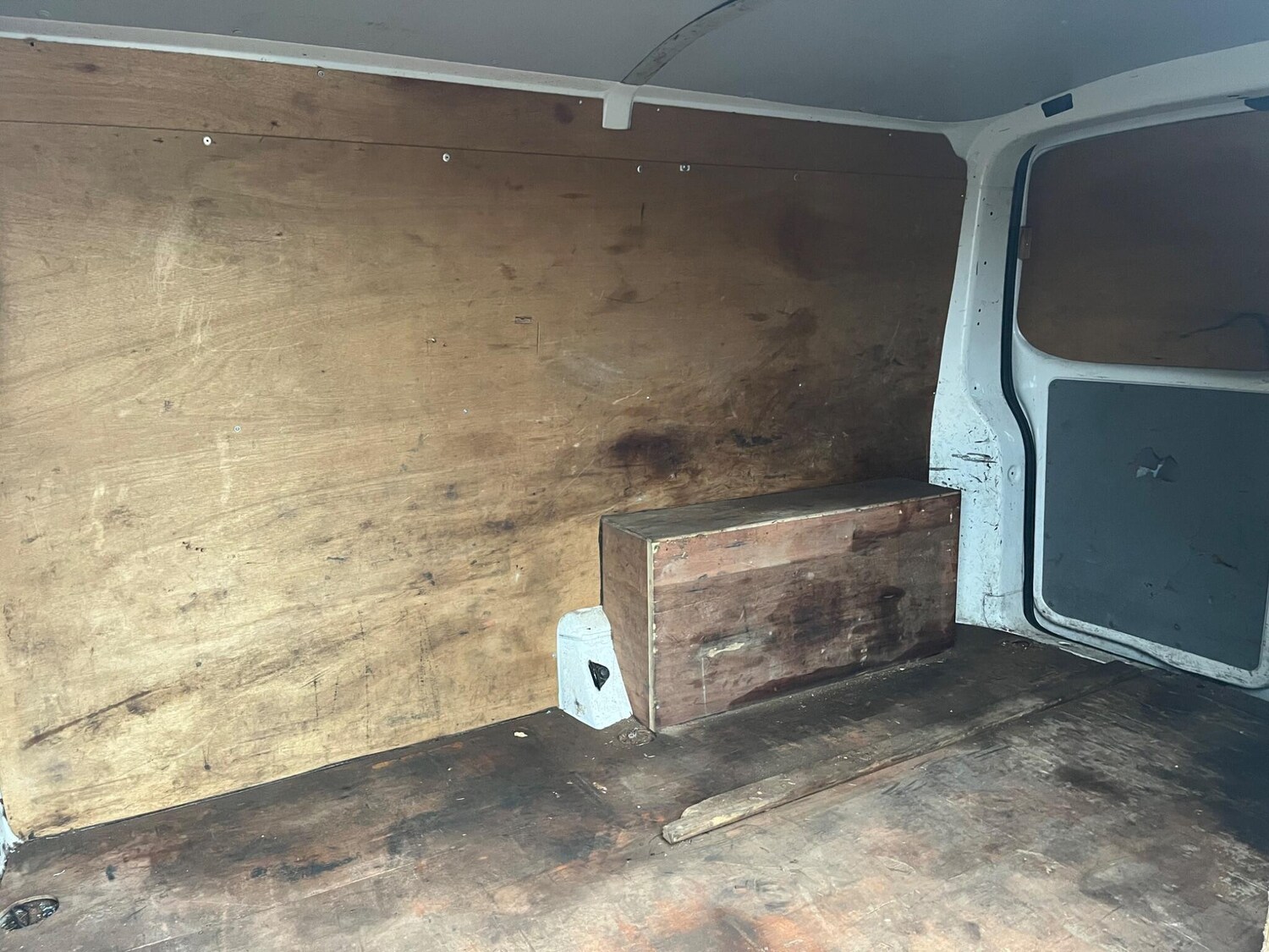 Used Volkswagen Transporter for sale - 77671603: Photo 14