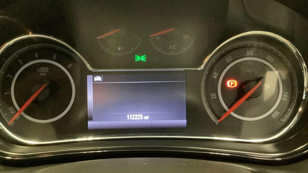 Used Vauxhall Insignia 2015 for sale - 77599083: Photo 2