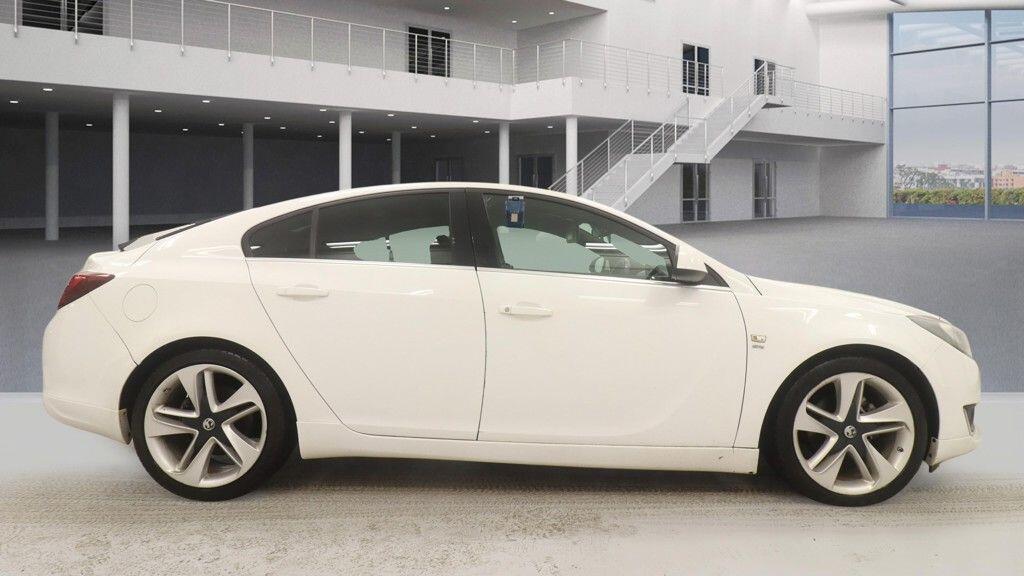 Used Vauxhall Insignia 2015 for sale - 77599083: Photo 9