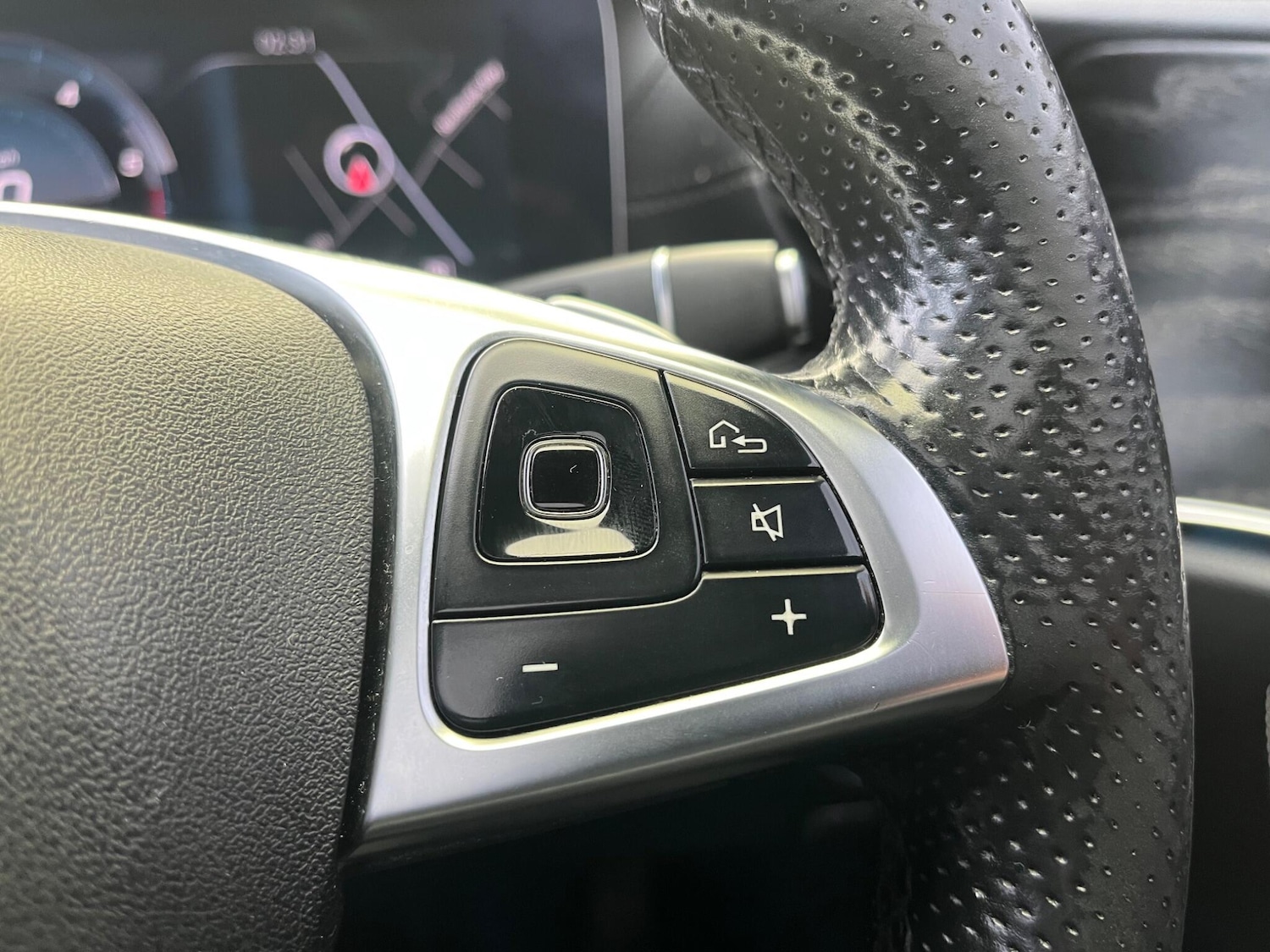 Used Mercedes-Benz E Class 2016 for sale - 77710268: Photo 10