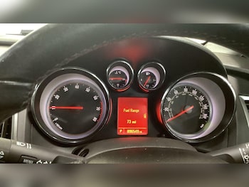 Used Vauxhall Astra 2013 for sale - 77794179: Photo