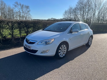 Vauxhall Astra feature image