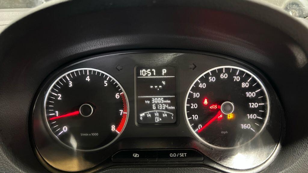 Used Volkswagen Polo 2010 for sale - 77478884: Photo 2