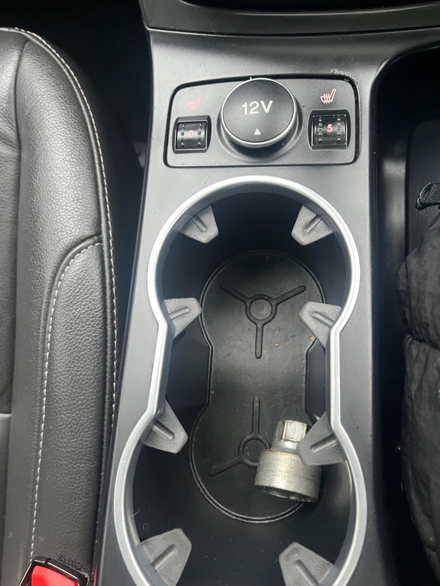 Used Ford Kuga 2016 for sale - 77177778: Photo 13