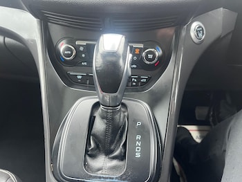 Used Ford Kuga 2016 for sale - 77177778: Photo