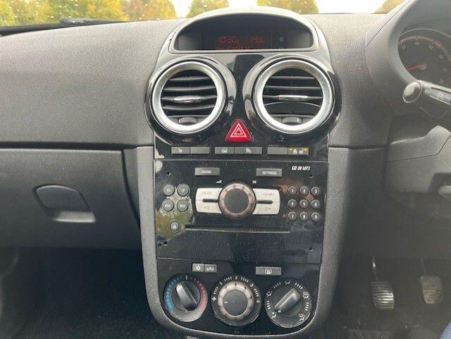Used Vauxhall Corsa 2014 for sale - 77177779: Photo 2