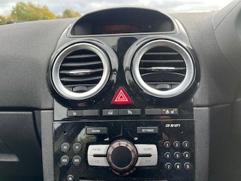 Used Vauxhall Corsa 2014 for sale - 77177779: Photo