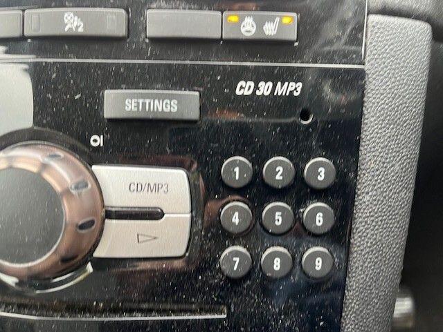 Used Vauxhall Corsa 2014 for sale - 77177779: Photo 5