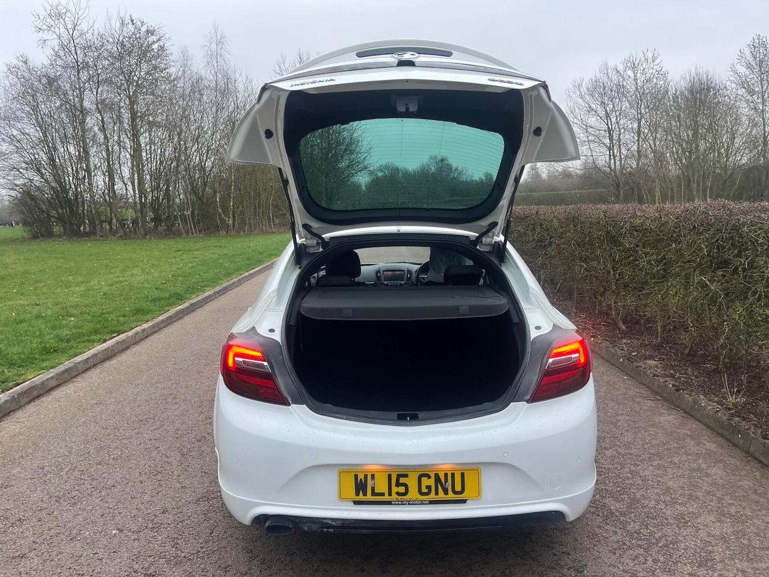 Used Vauxhall Insignia 2015 for sale - 77683903: Photo 12