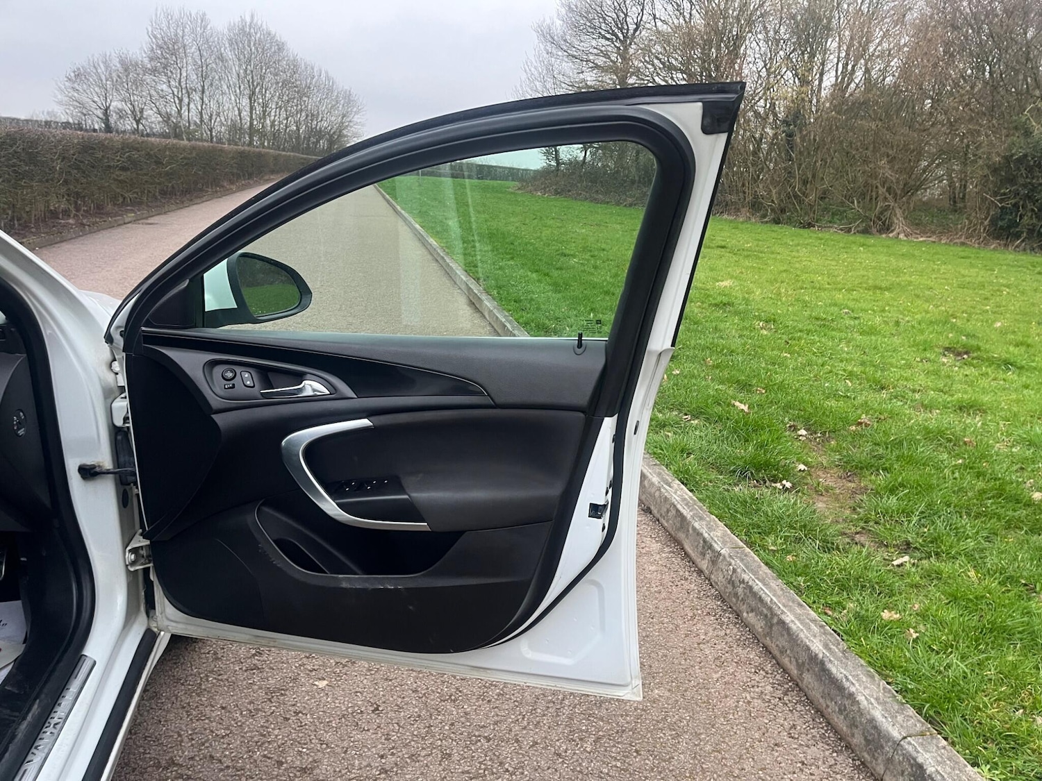 Used Vauxhall Insignia 2015 for sale - 77683903: Photo 15