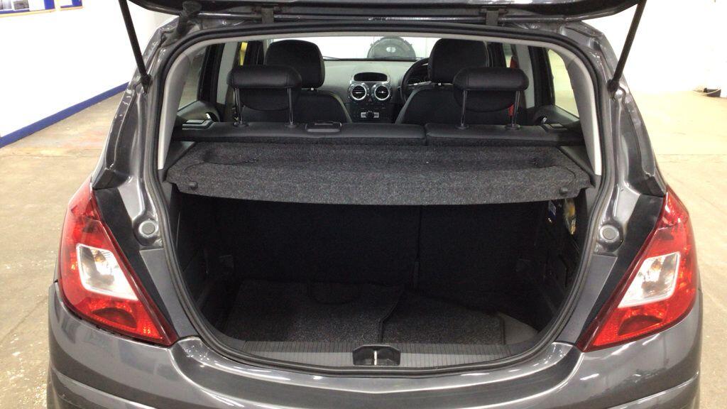 Used Vauxhall Corsa 2011 for sale - 77177791: Photo 6
