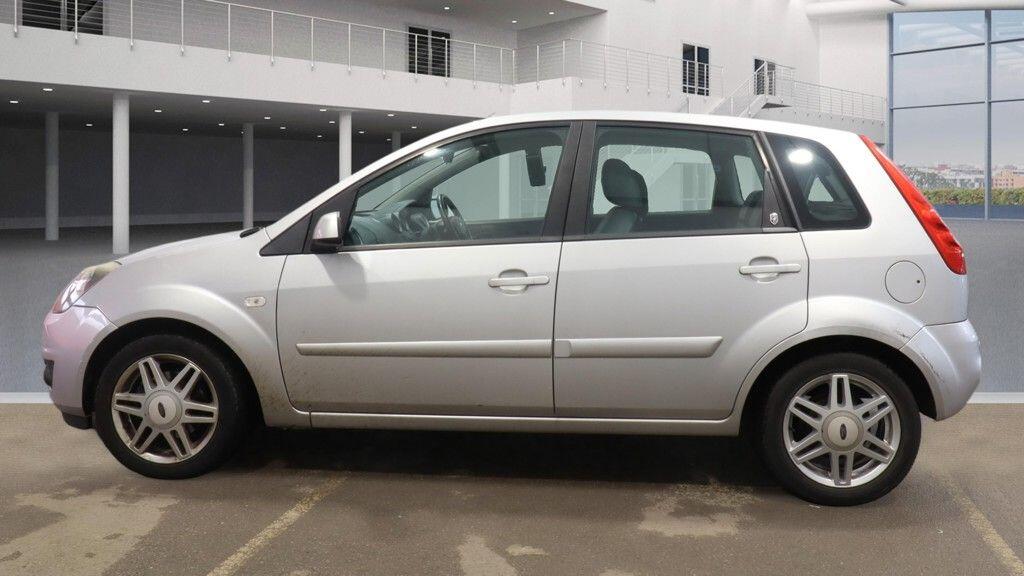Used Ford Fiesta 2007 for sale - 77479450: Photo 2