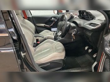Used Peugeot 208 2014 for sale - 79121979: Photo