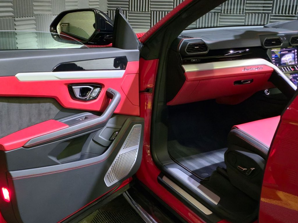 Used Lamborghini Urus 2019 for sale - 77140217: Photo 10