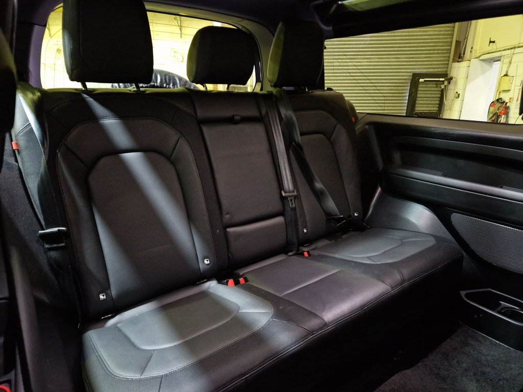 Used Land Rover Defender 2022 for sale - 76655479: Photo 10