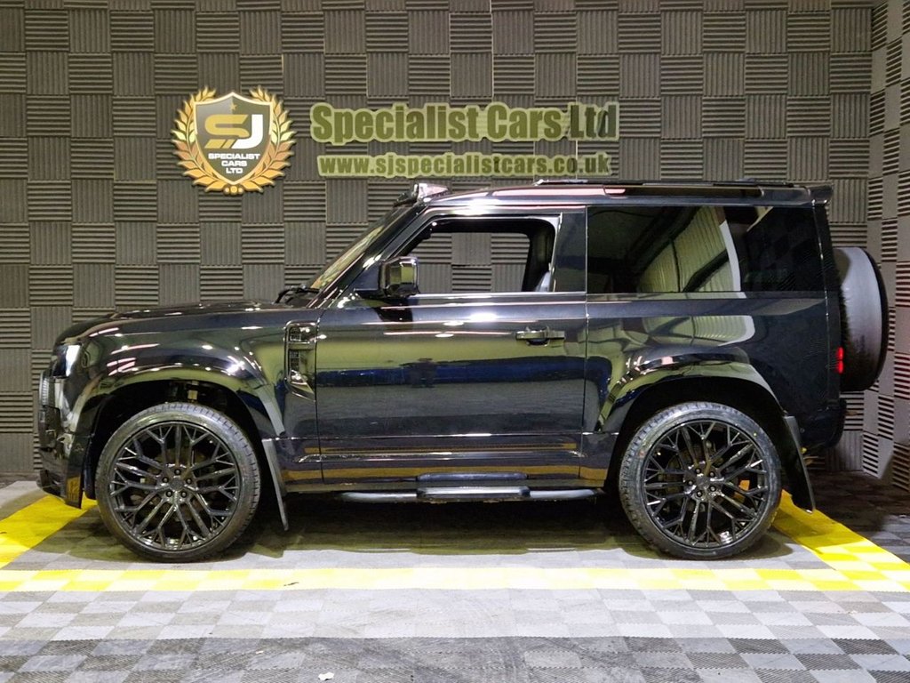 Used Land Rover Defender 2022 for sale - 76655479: Photo 4