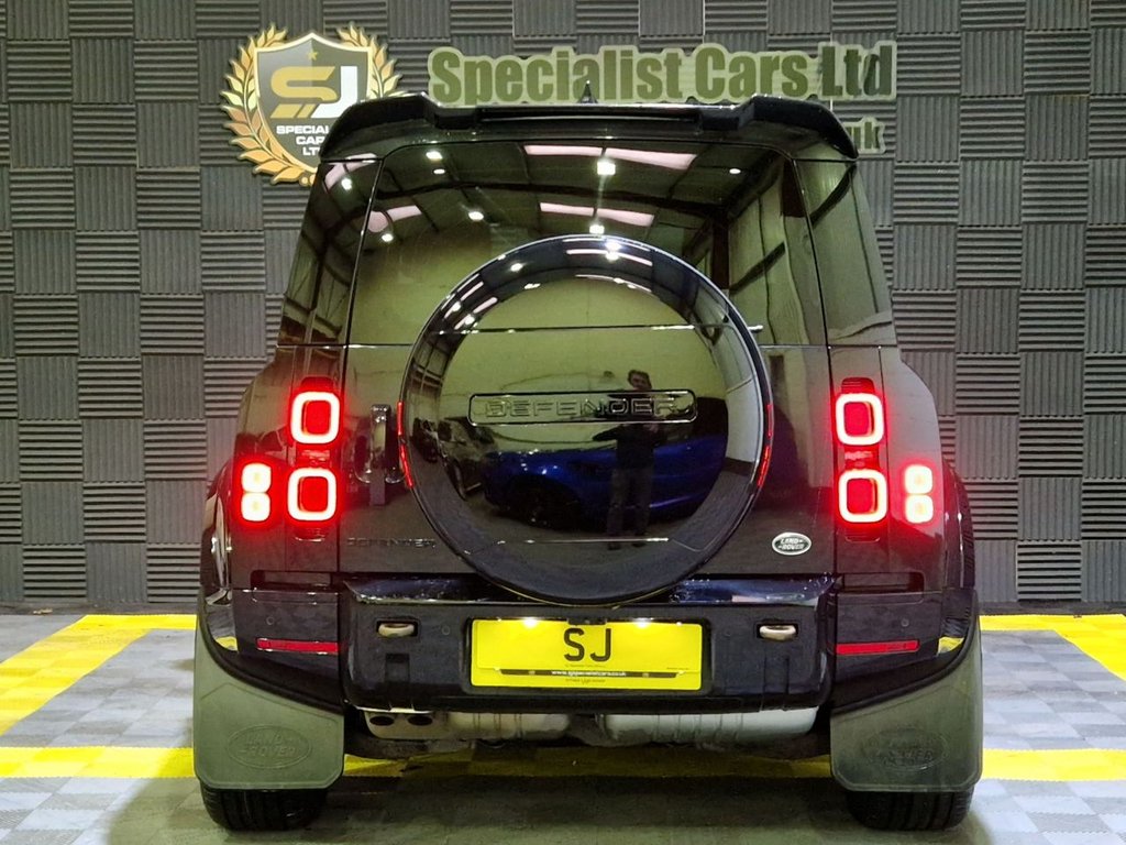 Used Land Rover Defender 2022 for sale - 76655479: Photo 5