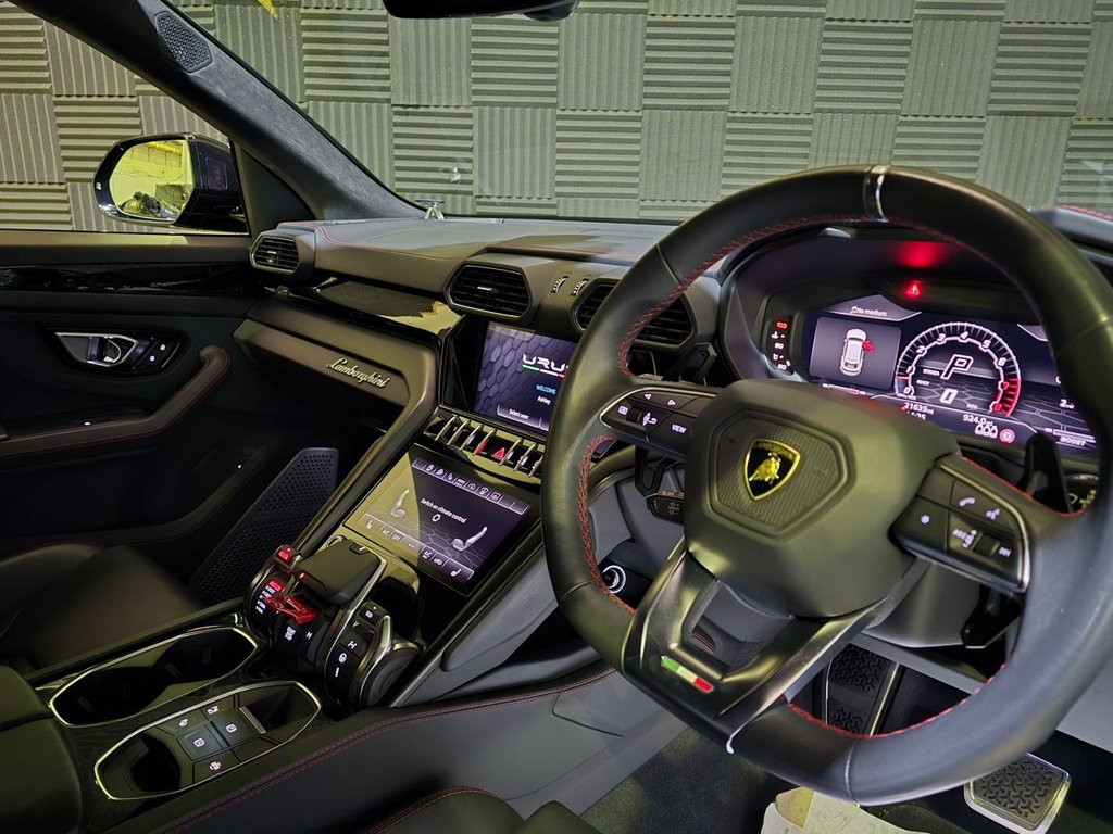 Used Lamborghini Urus 2022 for sale - 77720407: Photo 20