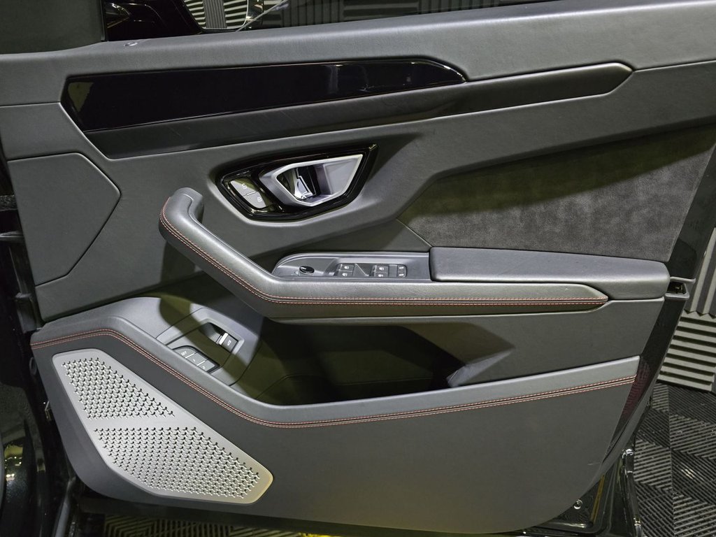 Used Lamborghini Urus 2022 for sale - 77720407: Photo 27