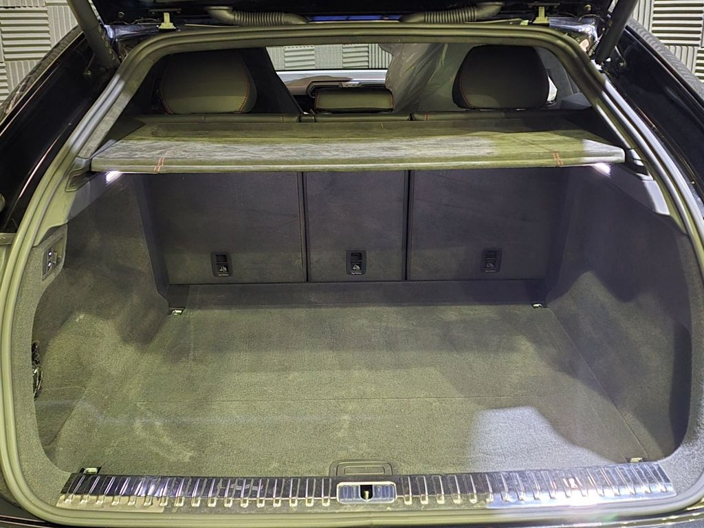 Used Lamborghini Urus 2022 for sale - 77720407: Photo 28