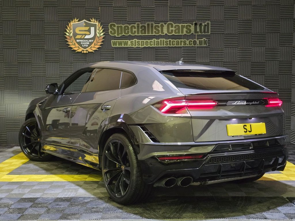Used Lamborghini Urus 2023 for sale - 77263395: Photo 8