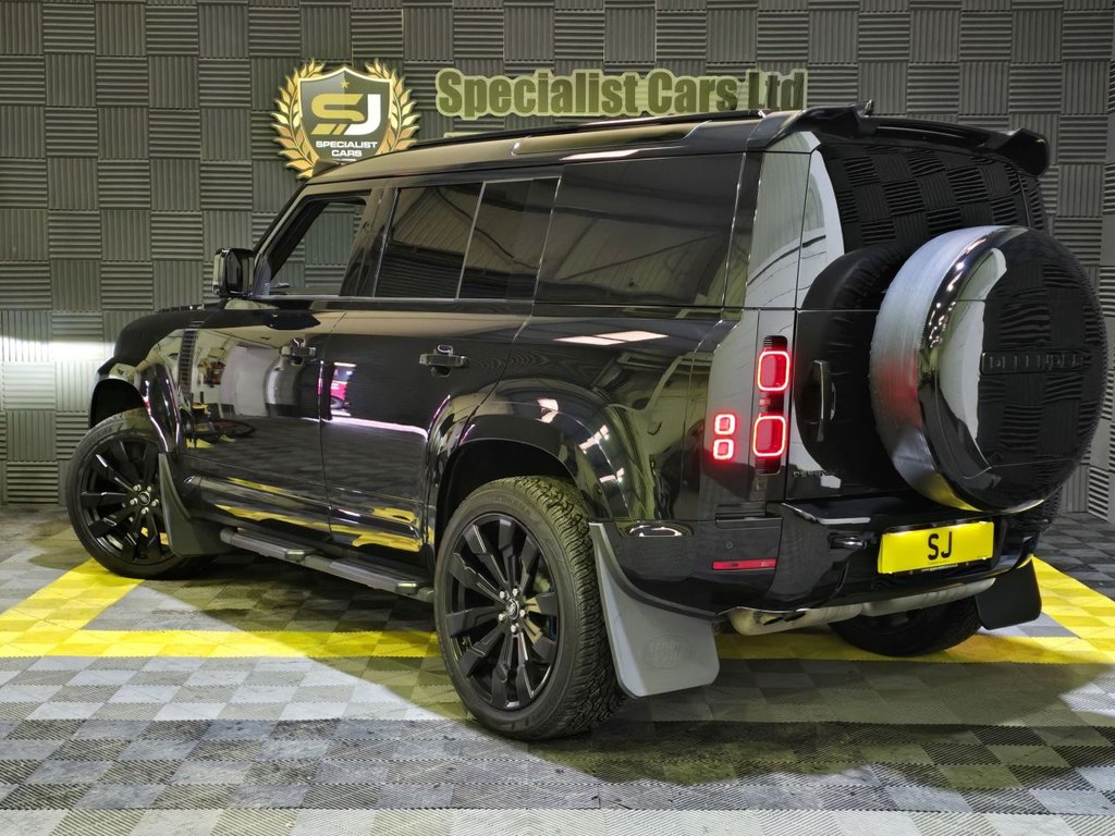 Used Land Rover Defender 2023 for sale - 77572010: Photo 11