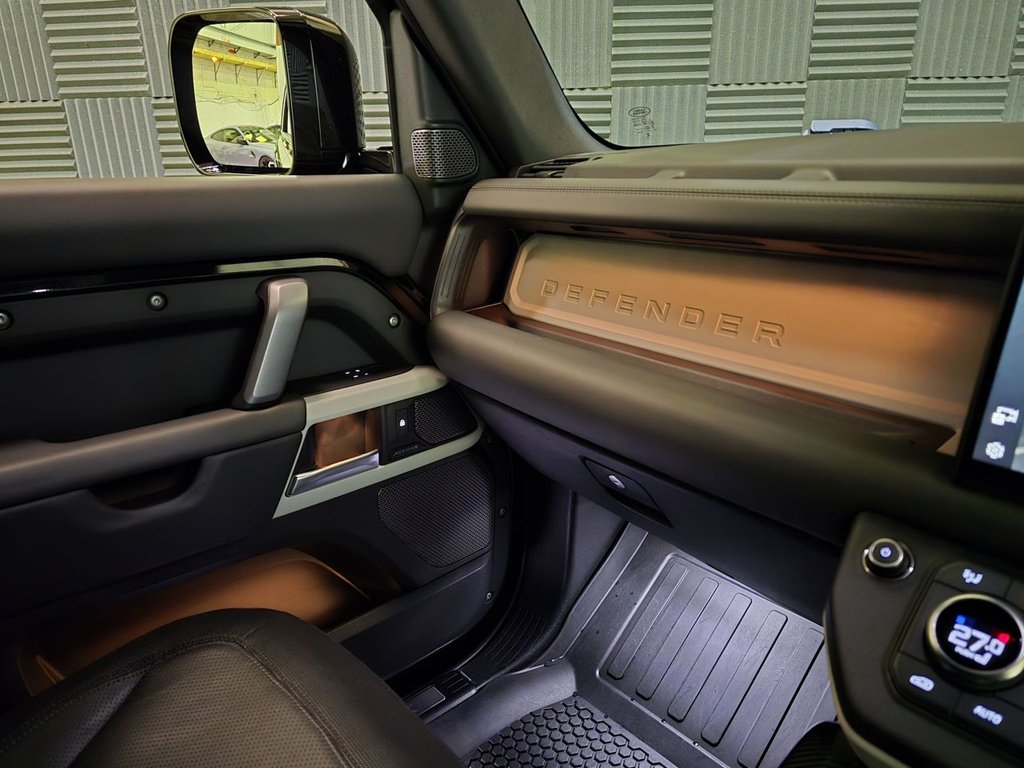 Used Land Rover Defender 2023 for sale - 77572010: Photo 16