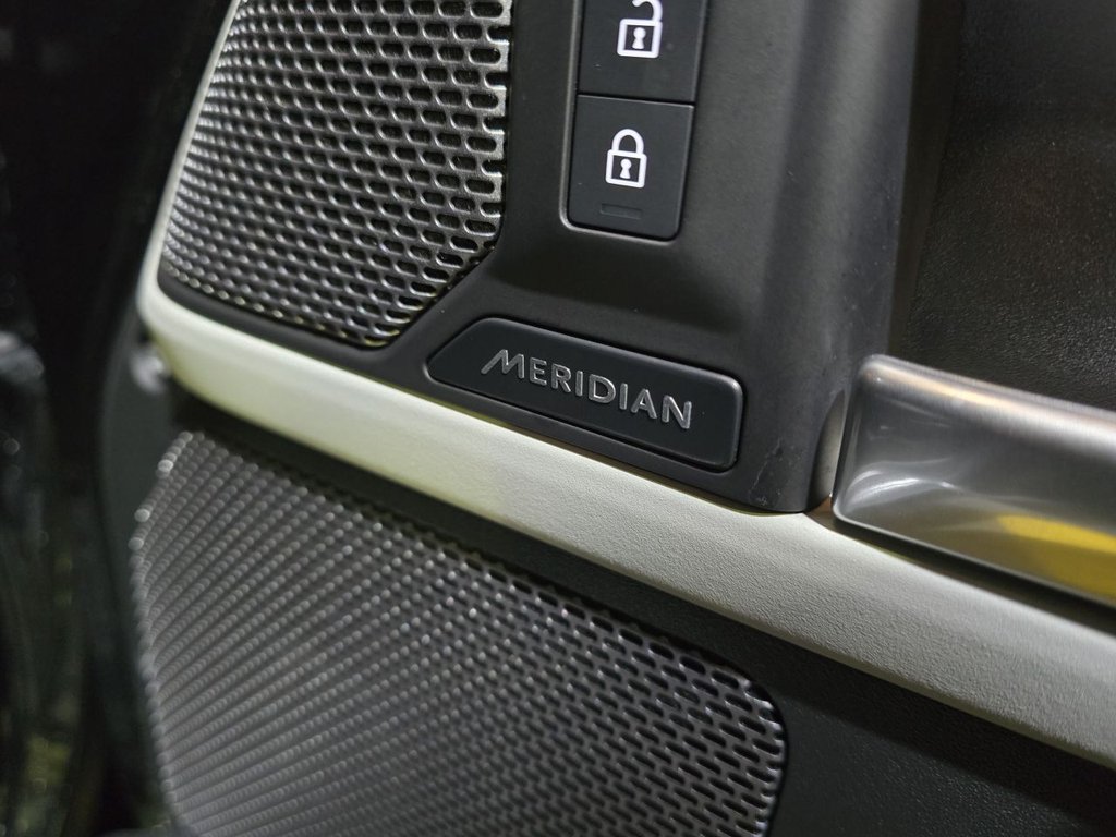 Used Land Rover Defender 2023 for sale - 77572010: Photo 20