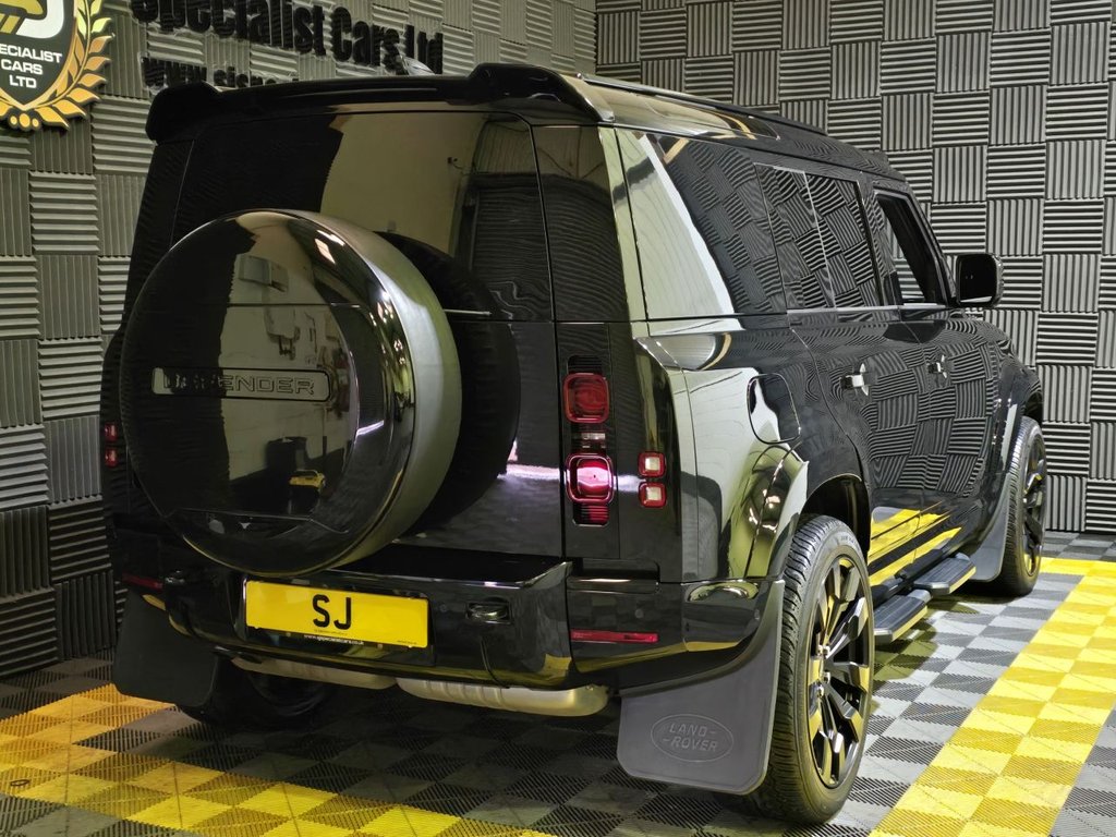 Used Land Rover Defender 2023 for sale - 77572010: Photo 24