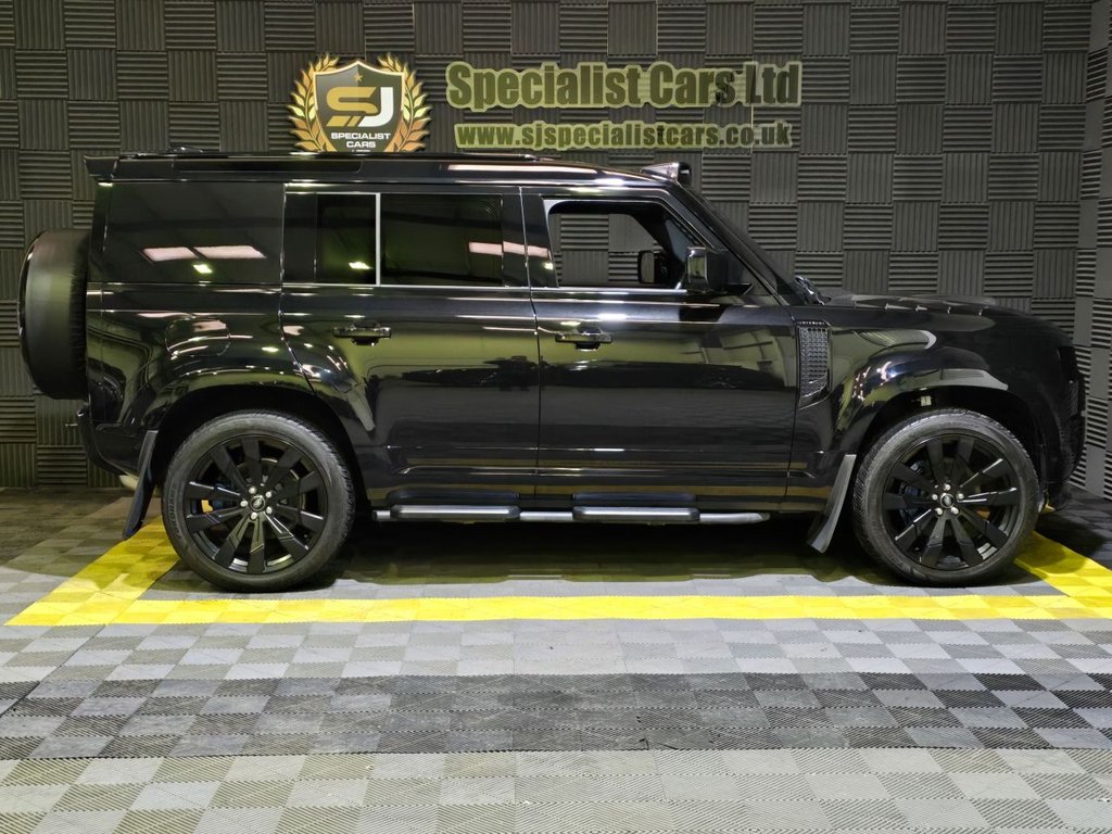 Used Land Rover Defender 2023 for sale - 77572010: Photo 27