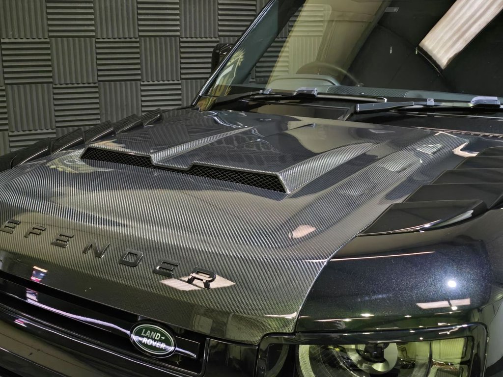 Used Land Rover Defender 2023 for sale - 77572010: Photo 4