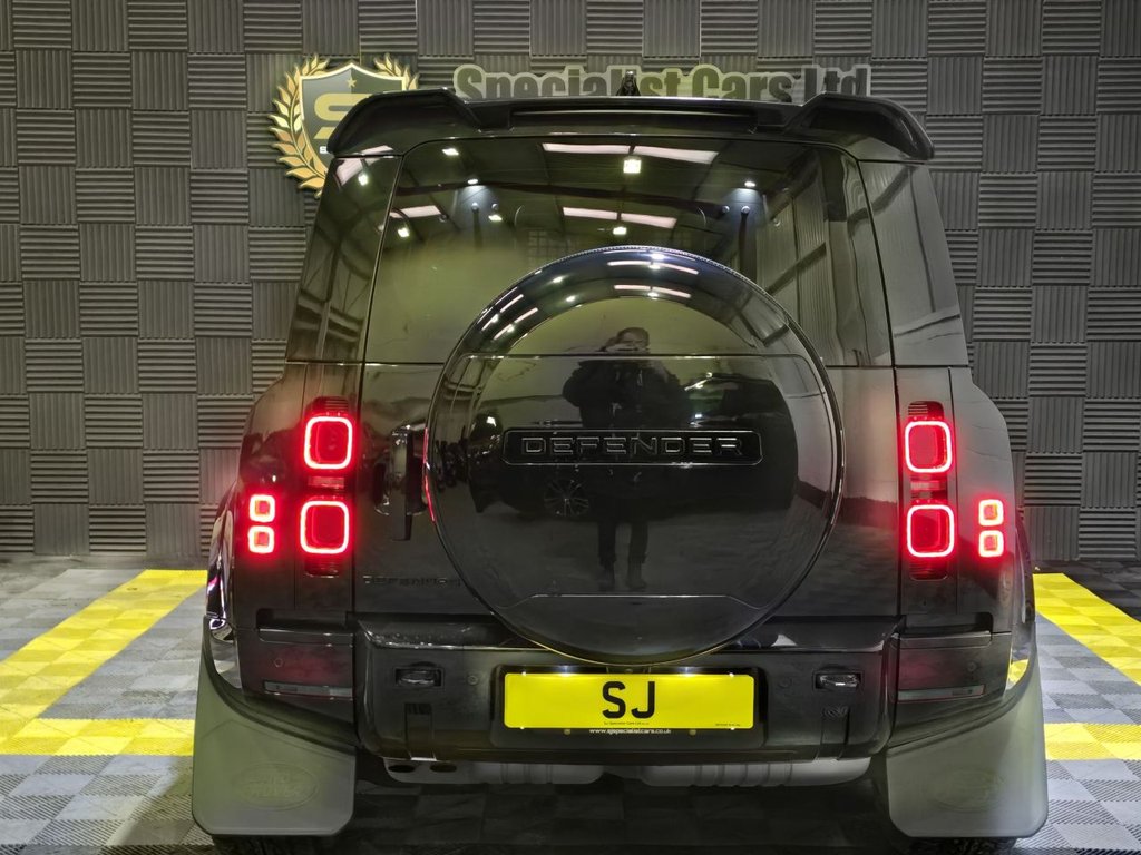 Used Land Rover Defender 2023 for sale - 77572010: Photo 5