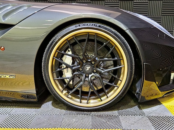 Used Ferrari F12 Berlinetta 2015 for sale - 75411545: Photo 37