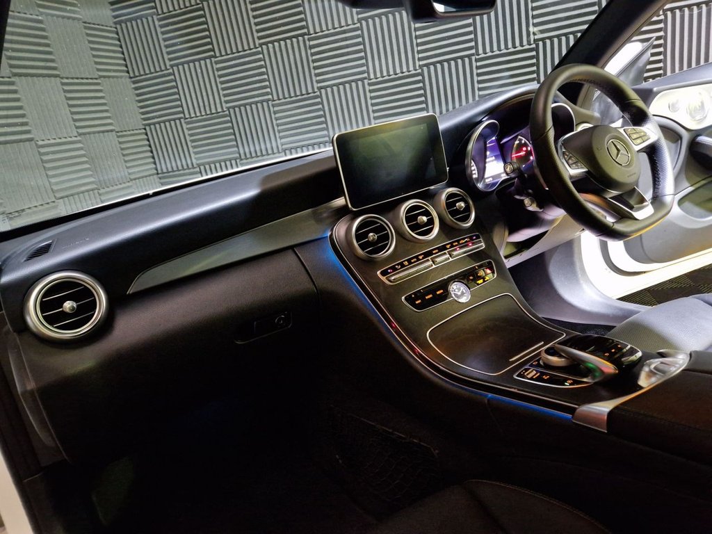 Used Mercedes-Benz C Class 2017 for sale - 76558561: Photo 14