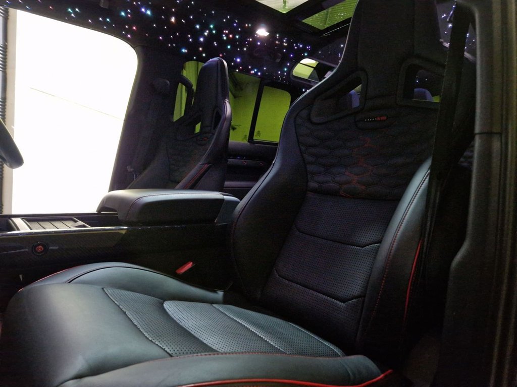 Used Land Rover Defender 2023 for sale - 76973272: Photo 11